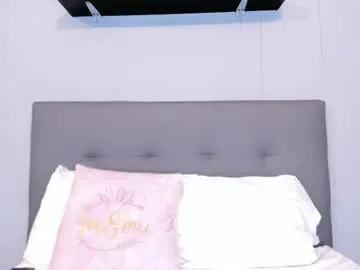 Chaturbate Watch Live Sex Cams of samanntaqueen