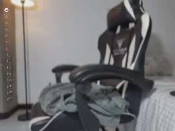 Chaturbate Live Sex of hey_cesard