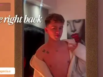 Chaturbate Live Sex Cam of liamwild20