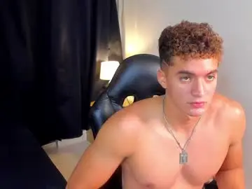 Chaturbate Best live sex cam show of paul_george212