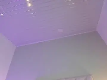 Chaturbate Live Sex Cam of angelica_cross