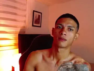 Chaturbate Watch Live Sex Cams of logan_military