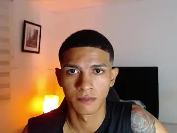 Chaturbate Sex Cam of logan_military