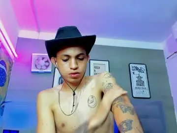 Chaturbate Live Sex Cam of cameron_lux4