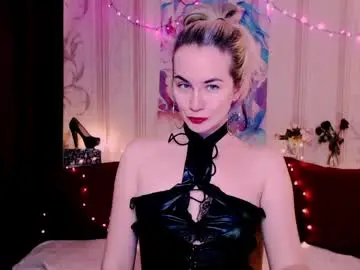 Chaturbate Best live sex cam show of carinfox