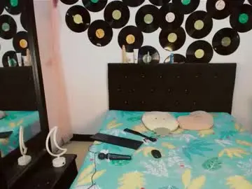 Chaturbate Watch Live Sex Cams of dream__girls69944