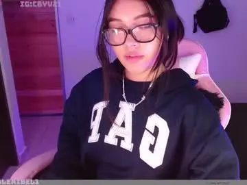 Chaturbate Nude Webcam of moonbella_bell