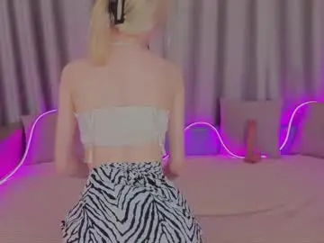 Chaturbate Free Live Porn of rosalifox