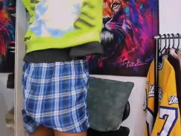 Chaturbate Live Sex Cam of _pantera_09