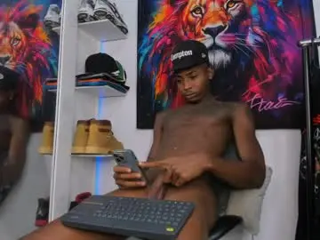 Chaturbate Live Sex Cam of _pantera_09
