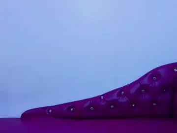 Chaturbate Watch Live Sex Cams of cloe_horney