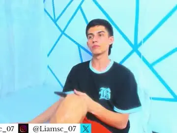 Chaturbate Free Porn Cam of liam_scott77