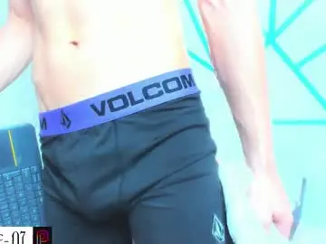 Chaturbate Free Porn Cam of liam_scott77