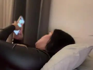 Chaturbate Live Sex Cam of xher_hidden_collectionx