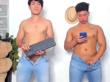 Chaturbate Best live sex cam show of zack_and_alan