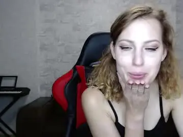 Chaturbate Nude Webcam of erdbeeren_mit_sahne