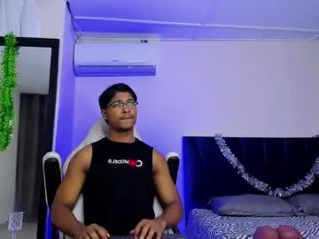 Chaturbate Free Porn Cam of cassian_gold