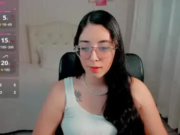 Chaturbate Adult Video Chat of hottie_emma_james