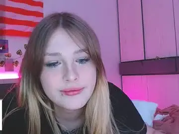 Chaturbate Best live sex cam show of krisi_myrr