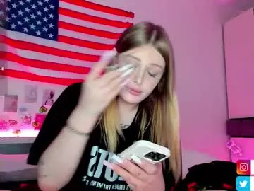 Chaturbate Best live sex cam show of krisi_myrr