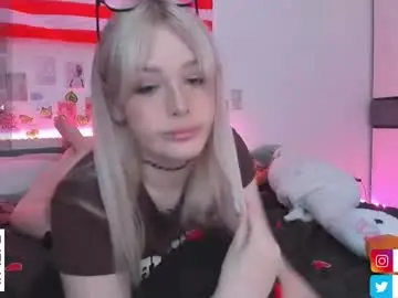 Chaturbate Adult Webcam of krisi_myrr