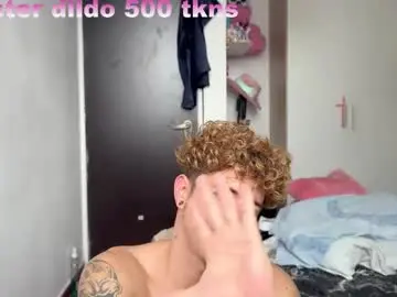 Chaturbate Private Sex Chat of xandernaked