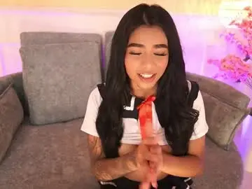 Chaturbate Live Sex Cam of meganlowell