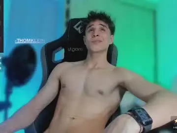 Chaturbate Nude Webcam of thomklein