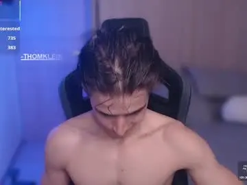 Chaturbate Live Sex Cam of thomklein