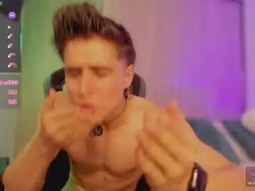 Chaturbate Watch Live Sex Cams of thomklein