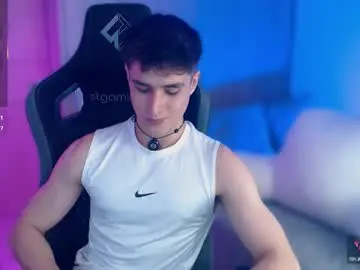 Chaturbate Live Sex Cam of thomklein