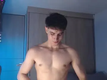 Chaturbate Best live sex cam show of thomklein