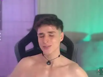 Chaturbate Live Sex Cam of thomklein