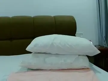 Chaturbate Free Live Porn of hersheys_aran