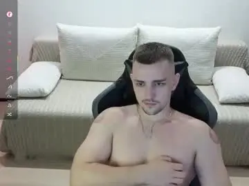 Chaturbate Watch Live Sex Cams of larstar01