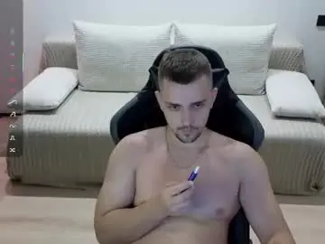Chaturbate Live Sex Cam of larstar01