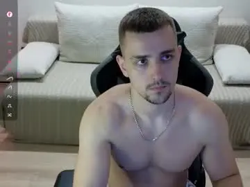 Chaturbate Nude Webcam of larstar01