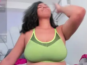 Chaturbate Live Sex Cam of denisse_khan