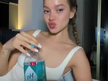 Chaturbate Sex Chat of honeybae3