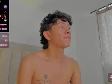 Chaturbate Sex Cam of iamjulian_