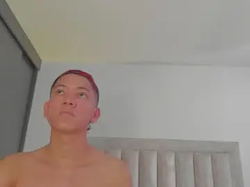 Chaturbate Watch Live Sex Cams of iamjulian_