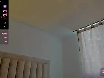 Chaturbate Live Sex Cam of iamjulian_