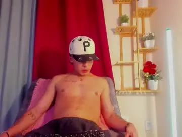 Chaturbate Best live sex cam show of latiin_boy21