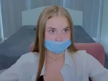 Chaturbate Adult Webcams of lukeriamoon