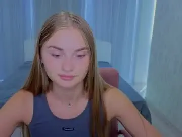 Chaturbate Free Porn Cam of lukeriamoon