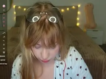 Chaturbate Free Porn Cam of pampy_18