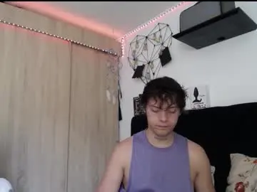 Chaturbate Live Sex Cam of santii_rose