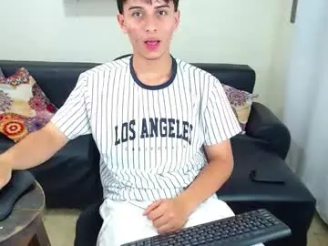 Chaturbate Sex Cam of aaxell18