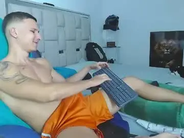 Chaturbate Private Sex Chat of andrew_lover21