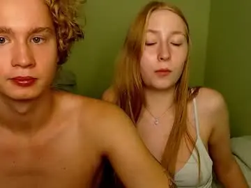 Chaturbate Live Porn of lessyxjhony